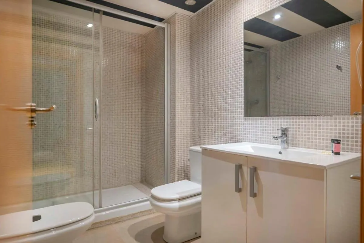 Modern And Bright Apartment In Eixample 3-1 Barcelona